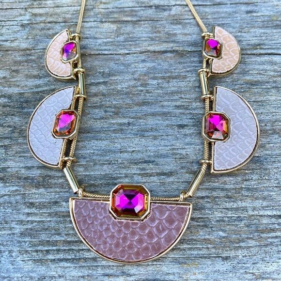 Noir Pink & Gold Geometric Rhinestone Necklace. NWOT! - Picture 1 of 4